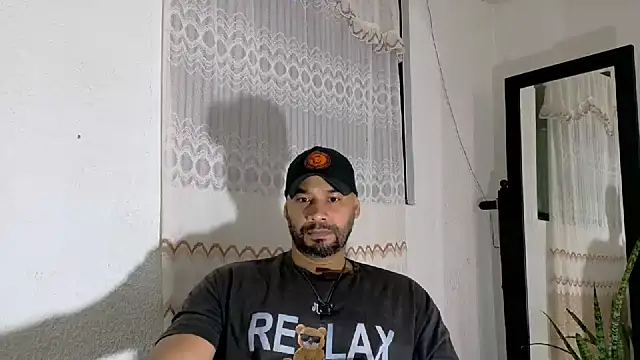 Snapshot of musclehetero chatting on July 19, 2026, 12:31 pm musclehetero online show from July 19, 2026, 12:31 pm