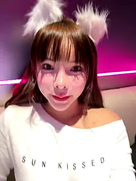 Snapshot of bingmeiren_missy chatting on November 19, 2025, 6:08 pm bingmeiren missy online show from November 19, 2025, 6:08 pm