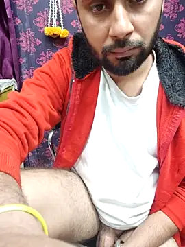 Cute Lucky online show from December 2, 2025, 10:31 am