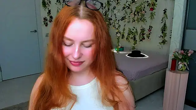 Snapshot of AirySilhouette chatting on May 15, 2026, 5:09 pm AirySilhouette online show from May 15, 2026, 5:09 pm