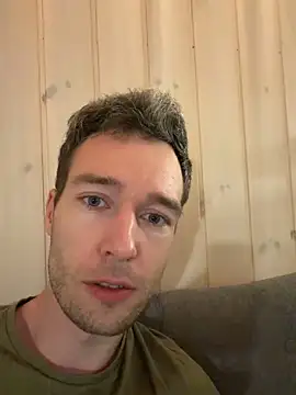 Spice2x online show from December 13, 2025, 8:25 pm