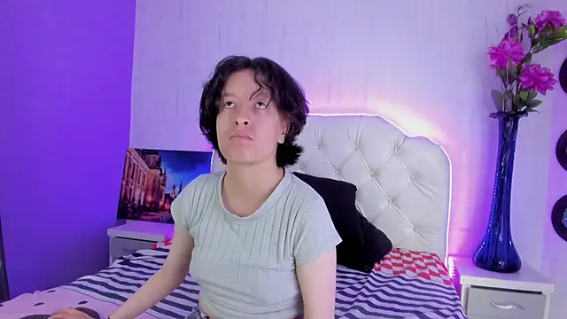 CoralAndOcean  online show from November 27, 2025, 12:29 pm