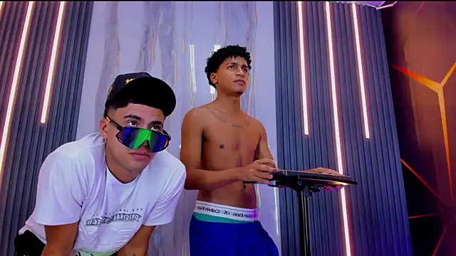 Erotick Men online show from November 21, 2025, 8:35 am