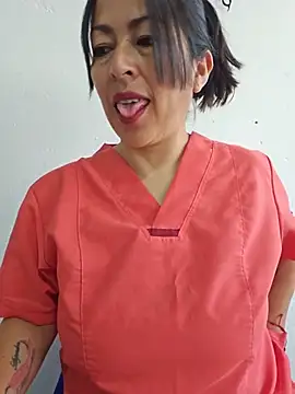 JustSamantha  online show from July 27, 2026, 2:02 pm