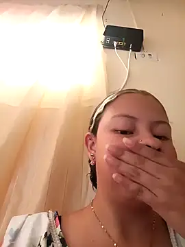 Snapshot of Amber_Adams01 chatting on November 22, 2025, 1:10 pm Amber Adams01 online show from November 22, 2025, 1:10 pm