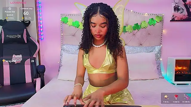 Naom star87 online show from March 17, 2026, 8:23 pm