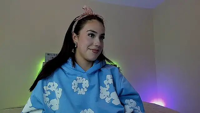 Snapshot of stanandrose_ chatting on February 19, 2026, 5:03 am stanandrose online show from February 19, 2026, 5:03 am