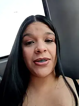 Layla-daring online show from January 8, 2026, 7:16 pm