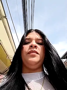 Snapshot of Layla-daring chatting on February 7, 2026, 7:28 pm Layla-daring online show from February 7, 2026, 7:28 pm