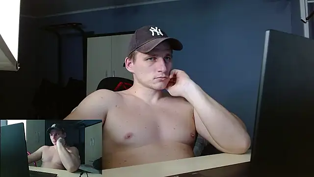 Poliglotjoe1 online show from January 17, 2026, 2:38 am