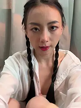 Jinmi125216 online show from January 14, 2026, 7:03 am