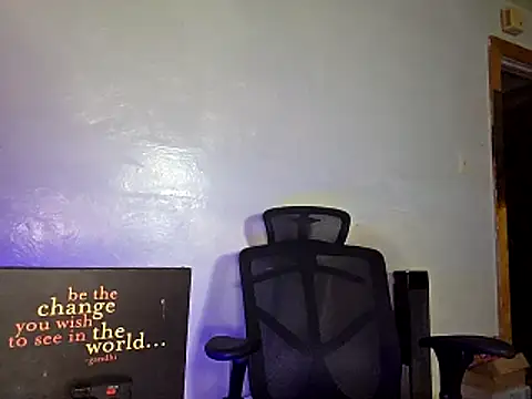 Snapshot of JockNThirsty chatting on April 11, 2026, 2:27 am JockNThirsty online show from April 11, 2026, 2:27 am