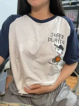 XndSeraphina online show from March 28, 2026, 10:04 am