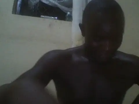 UsTwo  online show from November 23, 2025, 8:08 pm