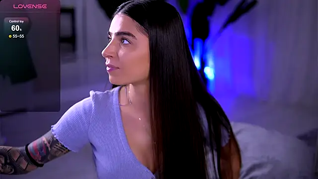 Snapshot of PureEllieX chatting on November 27, 2025, 5:31 am PureEllieX online show from November 27, 2025, 5:31 am