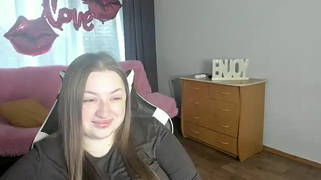 GirlPlayer online show from May 14, 2026, 7:59 am