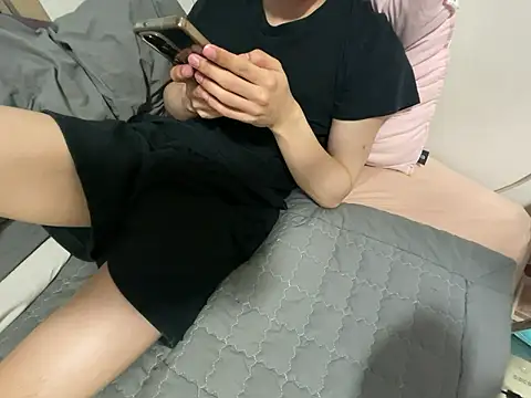 Snapshot of __kim chatting on June 3, 2026, 2:08 pm kim online show from June 3, 2026, 2:08 pm