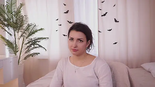 Snapshot of DovieMascall chatting on November 21, 2025, 7:18 am DovieMascall online show from November 21, 2025, 7:18 am