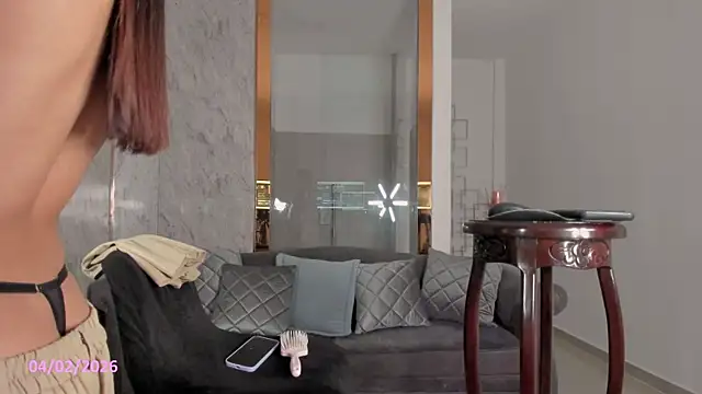 MafeArias23 online show from February 4, 2026, 12:22 pm