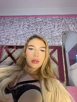 valeryfox   online show from November 26, 2025, 11:22 am