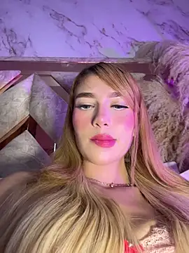 valeryfox   online show from December 18, 2025, 10:38 pm