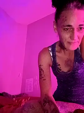 Snapshot of chaoticluvbug chatting on January 19, 2026, 9:13 am chaoticluvbug online show from January 19, 2026, 9:13 am