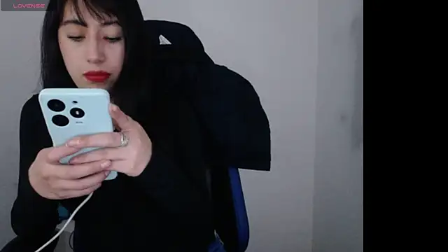 Snapshot of luisa_homes chatting on March 3, 2026, 10:15 pm luisa homes online show from March 3, 2026, 10:15 pm