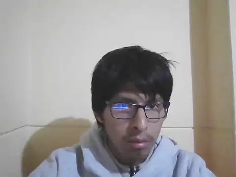 Snapshot of LUISxtlv2 chatting on November 24, 2025, 3:50 am LUISxtlv2 online show from November 24, 2025, 3:50 am