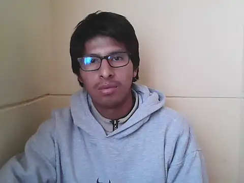 Snapshot of LUISxtlv2 chatting on November 24, 2025, 6:51 pm LUISxtlv2 online show from November 24, 2025, 6:51 pm