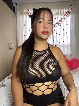 katthyasmitth online show from February 17, 2026, 10:16 pm