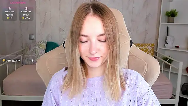 Shy Polly online show from March 5, 2026, 12:06 am