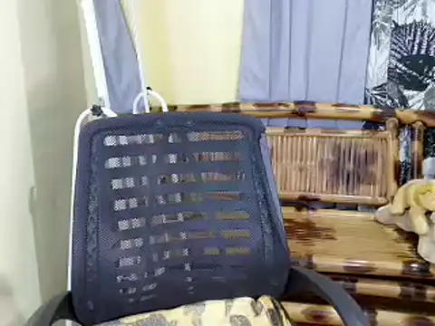 lovelyxmorena online show from March 23, 2026, 10:41 am