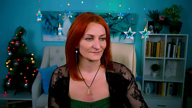 DianaTorrens online show from December 18, 2025, 9:37 am