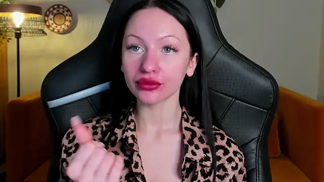 NaomiBlakes online show from December 5, 2025, 5:27 am