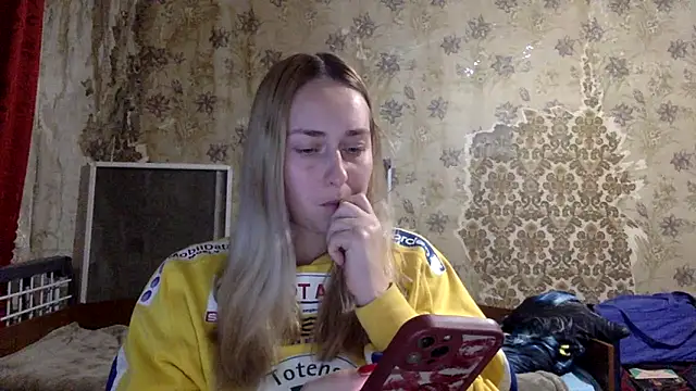 Vassila69 online show from December 16, 2025, 9:42 pm