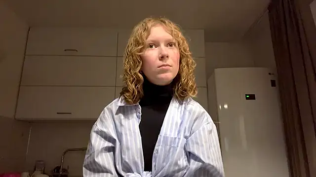 Snapshot of ElfriedaZwack chatting on November 28, 2025, 4:42 pm ElfriedaZwack online show from November 28, 2025, 4:42 pm