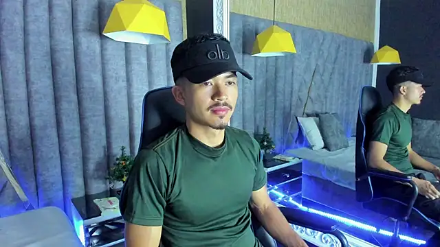 NicolaiKarav online show from December 14, 2025, 12:43 pm