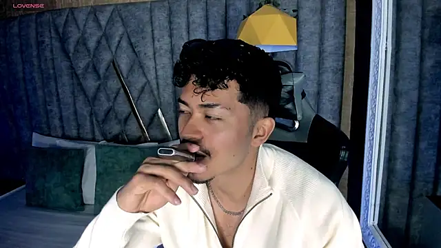 NicolaiKarav online show from March 11, 2026, 1:39 pm