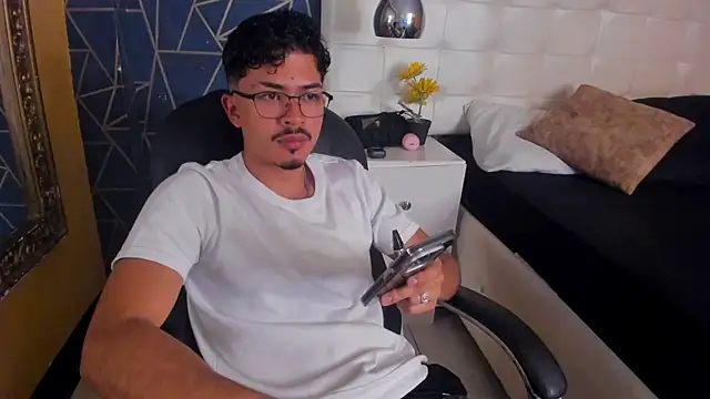 NicolaiKarav online show from March 26, 2026, 7:08 pm