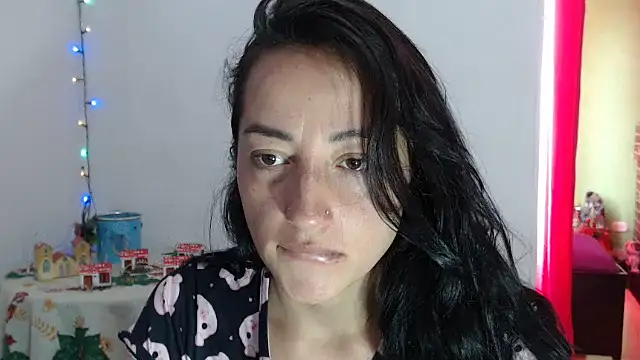 Snapshot of Megaan-love2 chatting on November 25, 2025, 4:18 pm Megaan-love2 online show from November 25, 2025, 4:18 pm