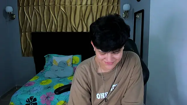  ian sweet online show from November 23, 2025, 7:35 pm