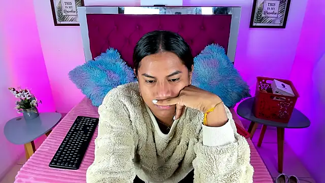 Samantha  F W online show from January 7, 2026, 6:10 pm