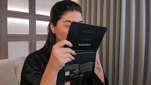 SarhaVega online show from February 28, 2026, 12:39 pm