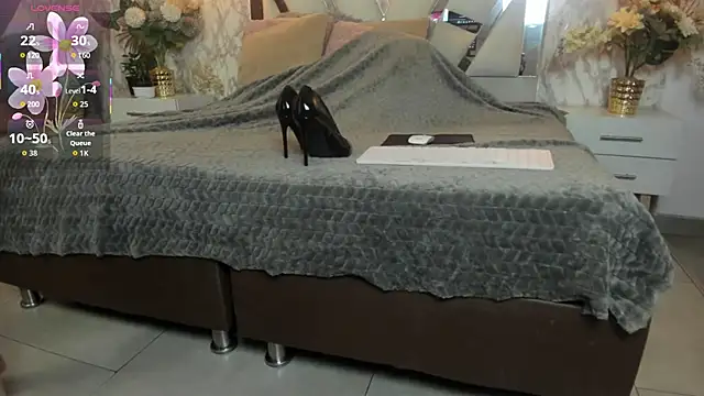 Mysterius Woman online show from January 13, 2026, 1:16 pm