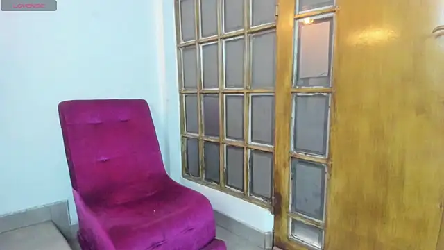 Mysterius Woman online show from January 14, 2026, 1:17 pm