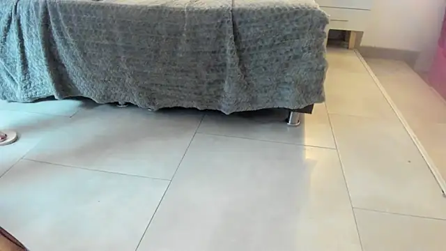 Snapshot of Mysterius_Woman chatting on February 25, 2026, 12:59 pm Mysterius Woman online show from February 25, 2026, 12:59 pm