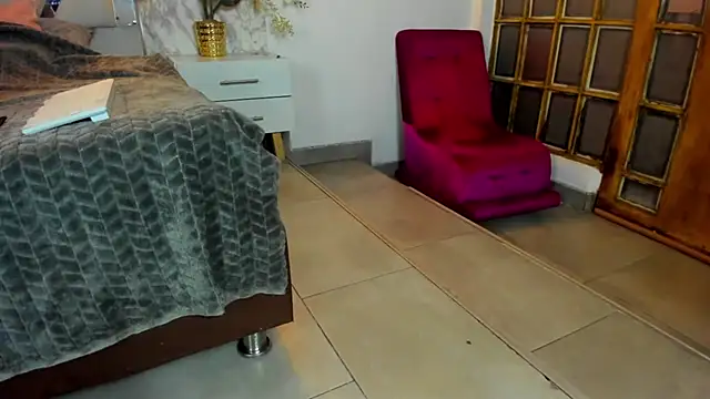 Snapshot of Mysterius_Woman chatting on March 22, 2026, 11:24 am Mysterius Woman online show from March 22, 2026, 11:24 am