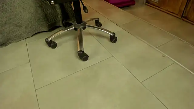 Snapshot of Mysterius_Woman chatting on April 2, 2026, 11:19 am Mysterius Woman online show from April 2, 2026, 11:19 am