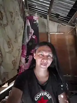 Snapshot of lovelycarla32 chatting on December 2, 2025, 5:35 am lovelycarla32 online show from December 2, 2025, 5:35 am