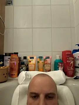 Snapshot of Phoenix2310 chatting on January 14, 2026, 3:28 pm Phoenix2310 online show from January 14, 2026, 3:28 pm